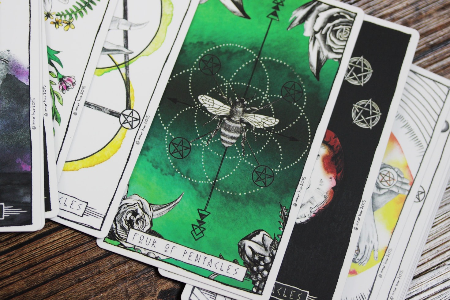 How Tarot Readings Illuminate Life’s Pathways